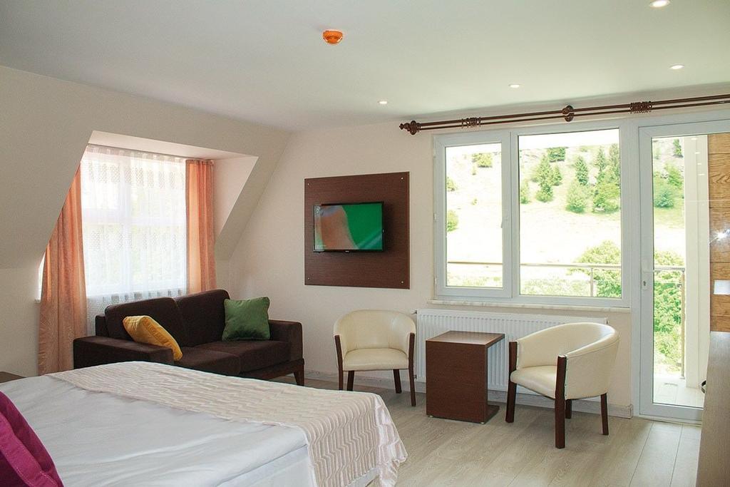Hotel Green Valley Savsat Екстериор снимка